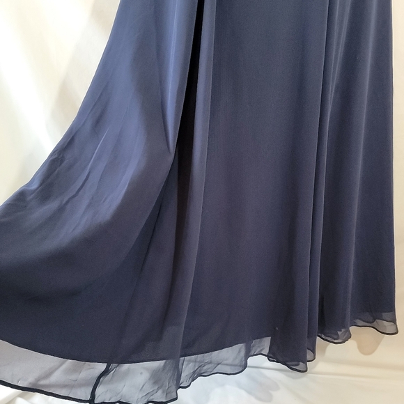 David's Bridal Blue Navy Maxi Dress Sz 8 Surplice Neck Tie Back Pleated Wedding - Picture 4 of 12
